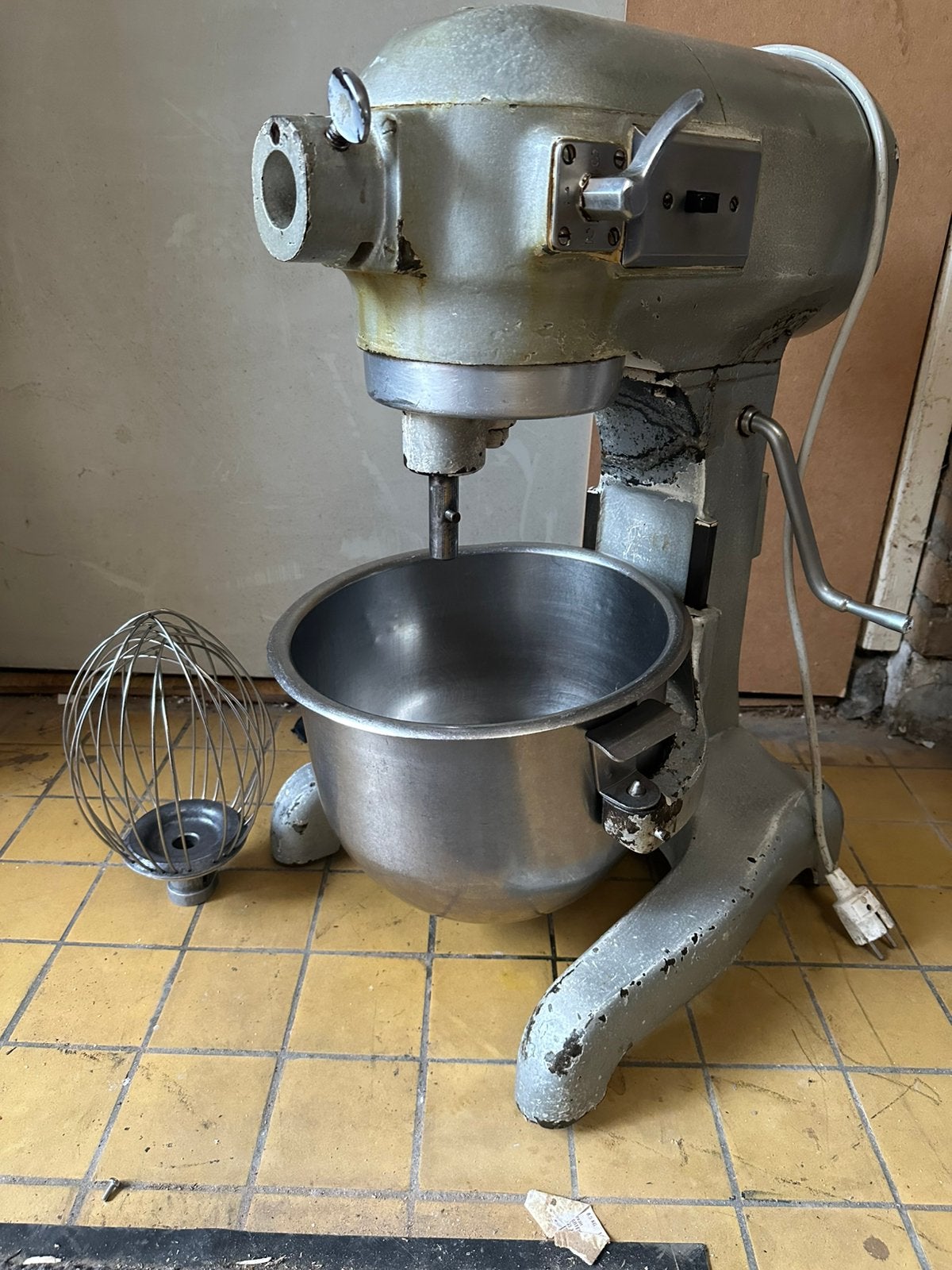 Hobart planeetmenger | keukenmixer 10 liter, 4 liter of meer, Ophalen, Zo goed als nieuw, 3 snelheden of meer
