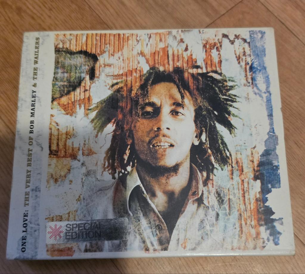 One Love The Very Best Of Bob Marley & The Wailers, Ophalen of Verzenden