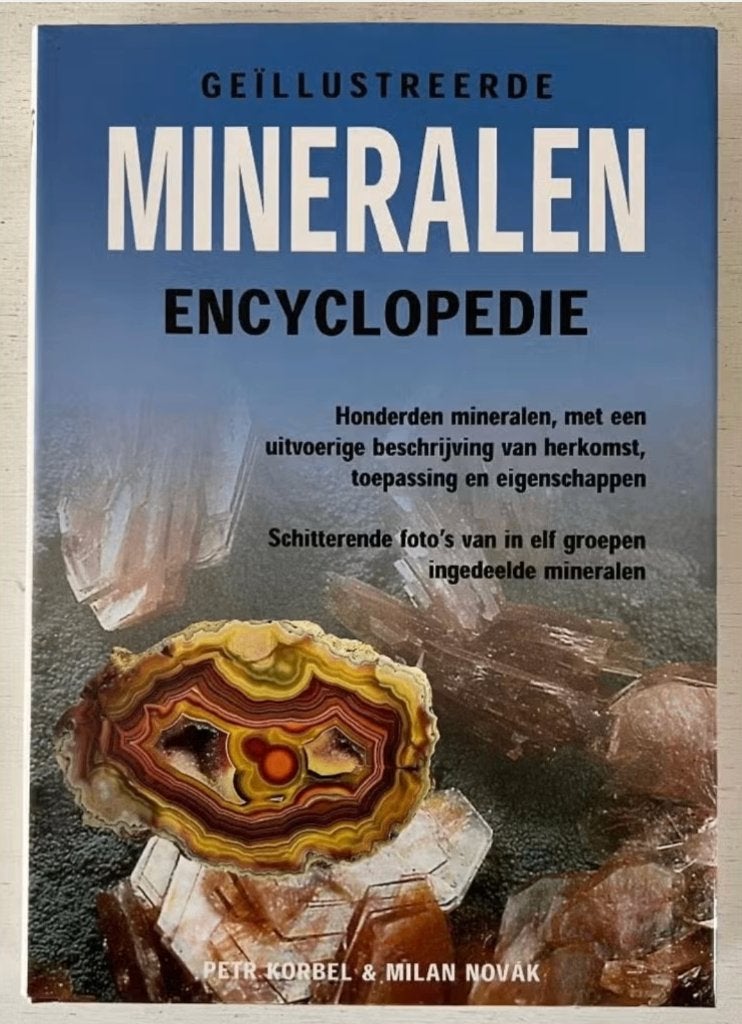 Geïllustreerd Mineralen encyclopedie, Ophalen of Verzenden, Zo goed als nieuw