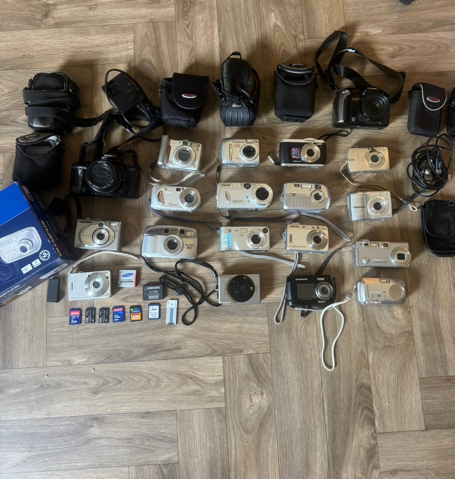 Partij 19 camera’s – Sony, Canon, Olympus e.a., Ophalen of Verzenden, Overige Merken