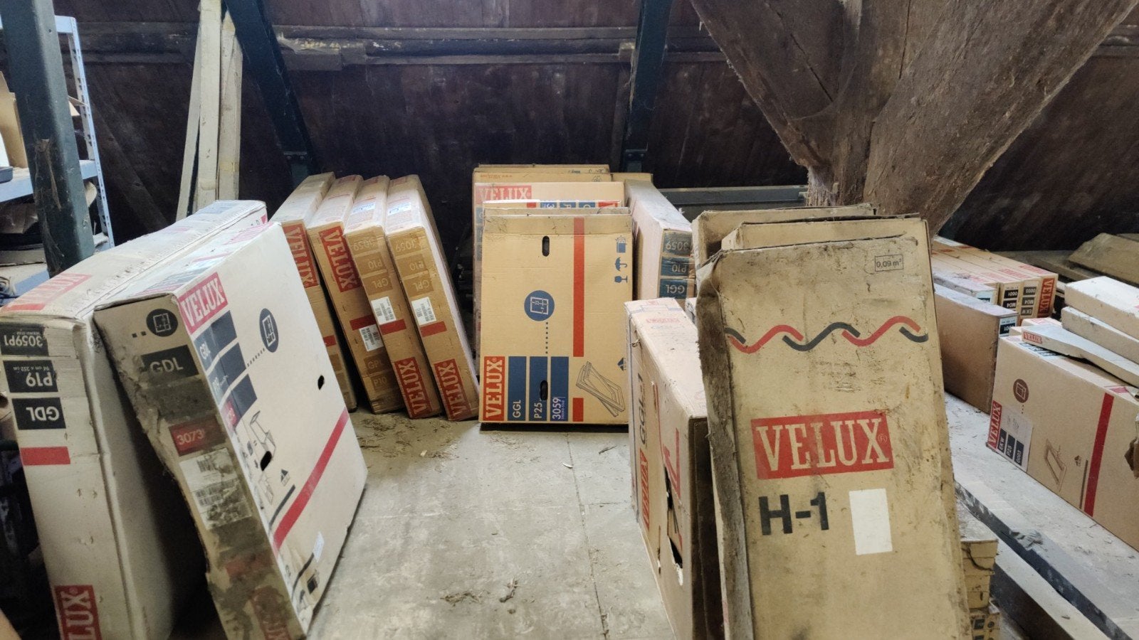 verschillende Velux dakramen en toebehoren nieuw in doos, Ophalen, 80 tot 120 cm, Zo goed als nieuw, Dubbelglas