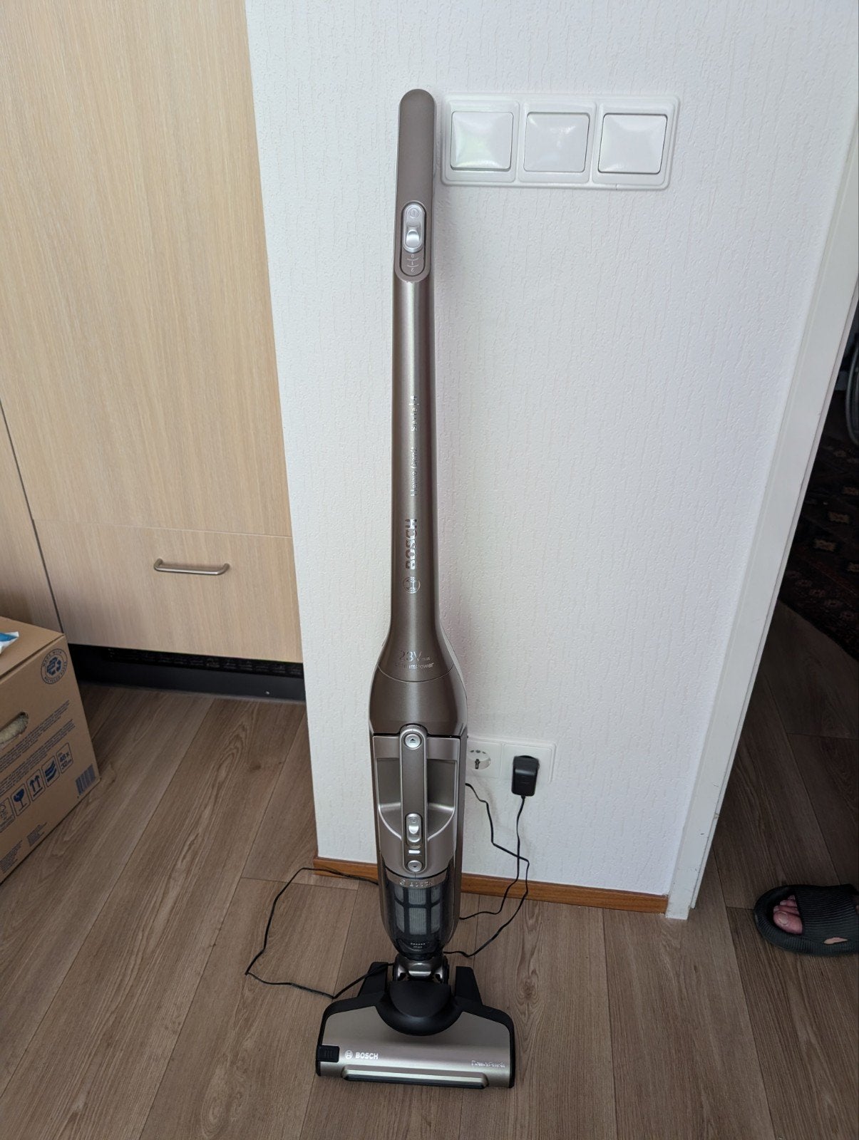 Bosch Flexxo Gen2 Serie 4 Steelstofzuiger 23V LithiumPower, Witgoed en Apparatuur, Stofzuigers, Gebruikt, Draadloos, Bosch, Ophalen of Verzenden