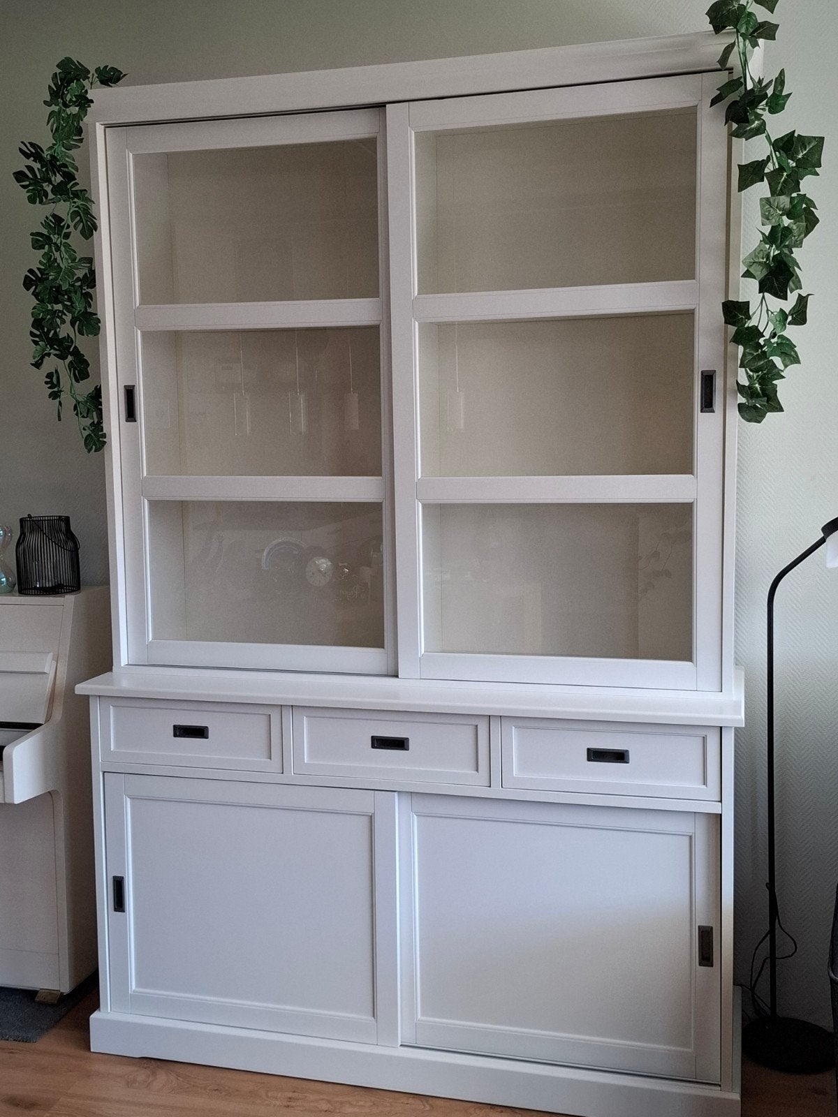 Ikea buffetkast Larsfrid wit, Huis en Inrichting, Kasten | Buffetkasten, Ophalen, Gebruikt, Met deur(en), 200 cm of meer