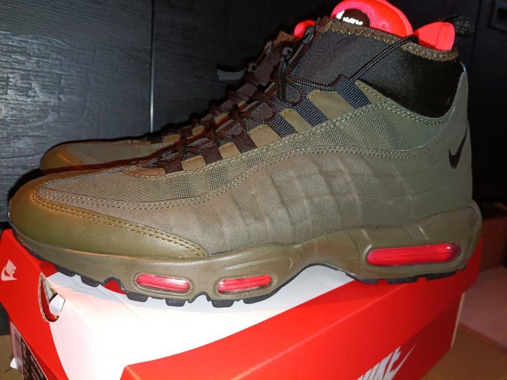 Nike Air Max 95 Sneakerboots " Dark Loden " Nieuw Maat 46, Kleding | Heren, Schoenen, Ophalen of Verzenden, Nieuw, Overige kleuren
