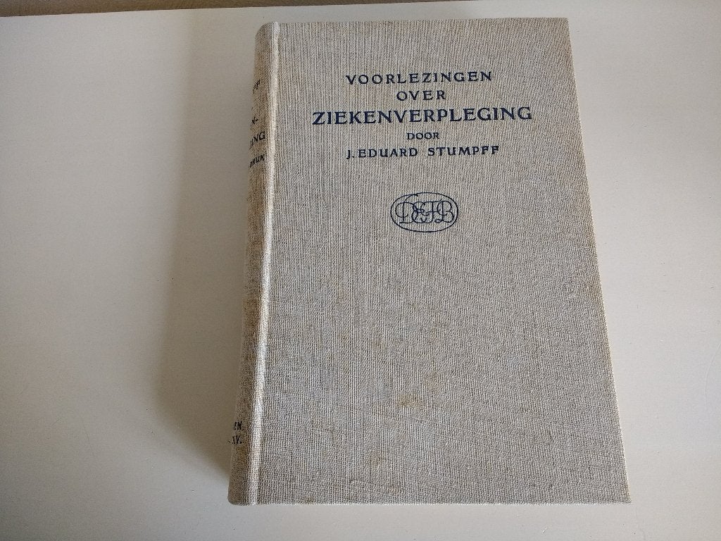 Voorlezingen over ziekenverpleging door Stumpff ziekenzorg, Ophalen of Verzenden, Gelezen, Overige niveaus, Overige vakken