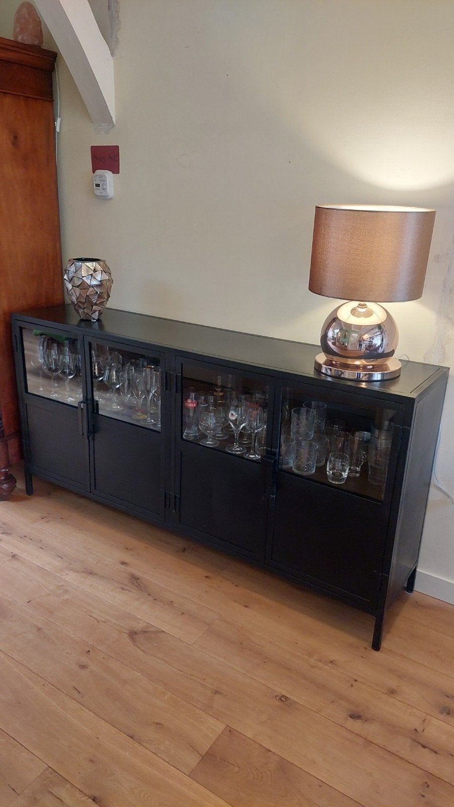 Zwart metalen dressoir 90/40/180 €150,00, Met plank(en), 150 tot 200 cm, Ophalen of Verzenden, Zo goed als nieuw