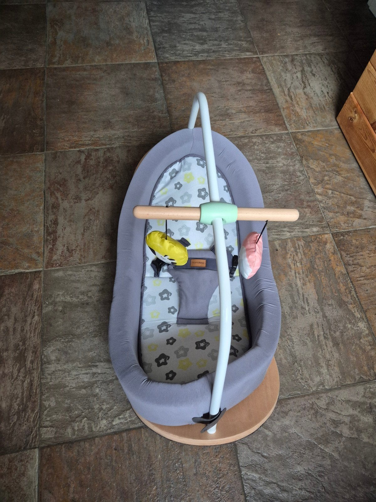 Balanceboard met babyzitje van Mamatoyz, Ophalen, Gebruikt