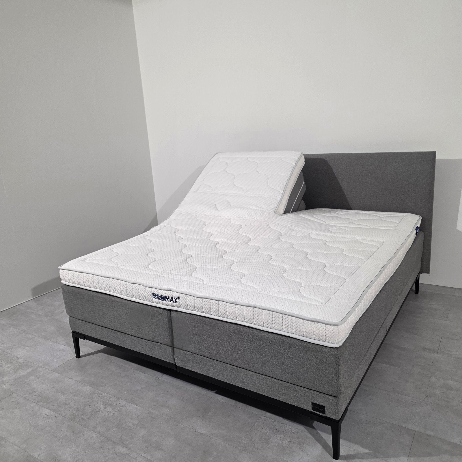 Boxspring Swiss Sense Lifestyle Elektrisch + Aeromax Topper, Ophalen of Verzenden