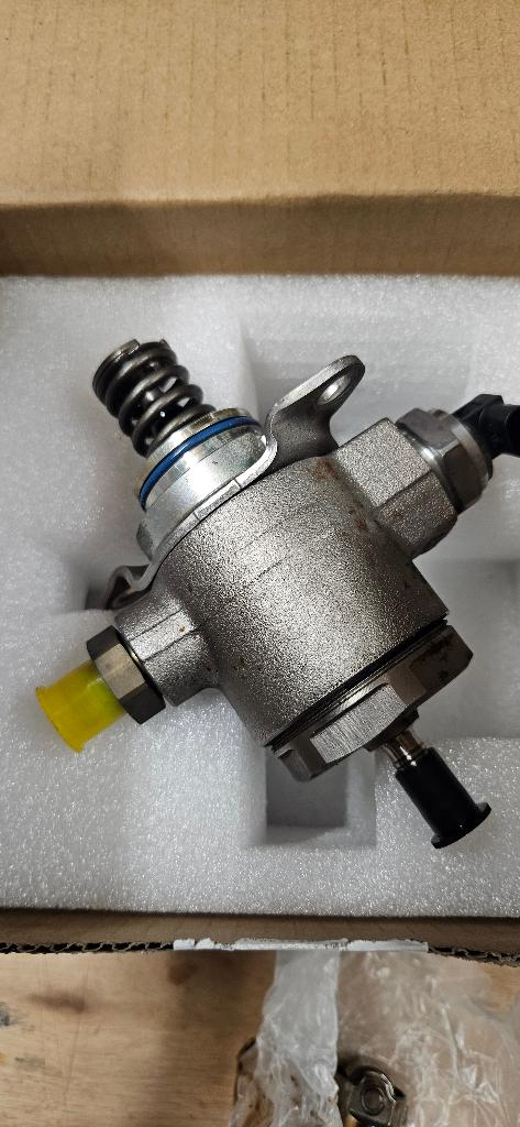 Hogedruk en Benzinetank Opvoer Pompen voor VW 2.0 Tsi, Ophalen of Verzenden, Gebruikt, Seat