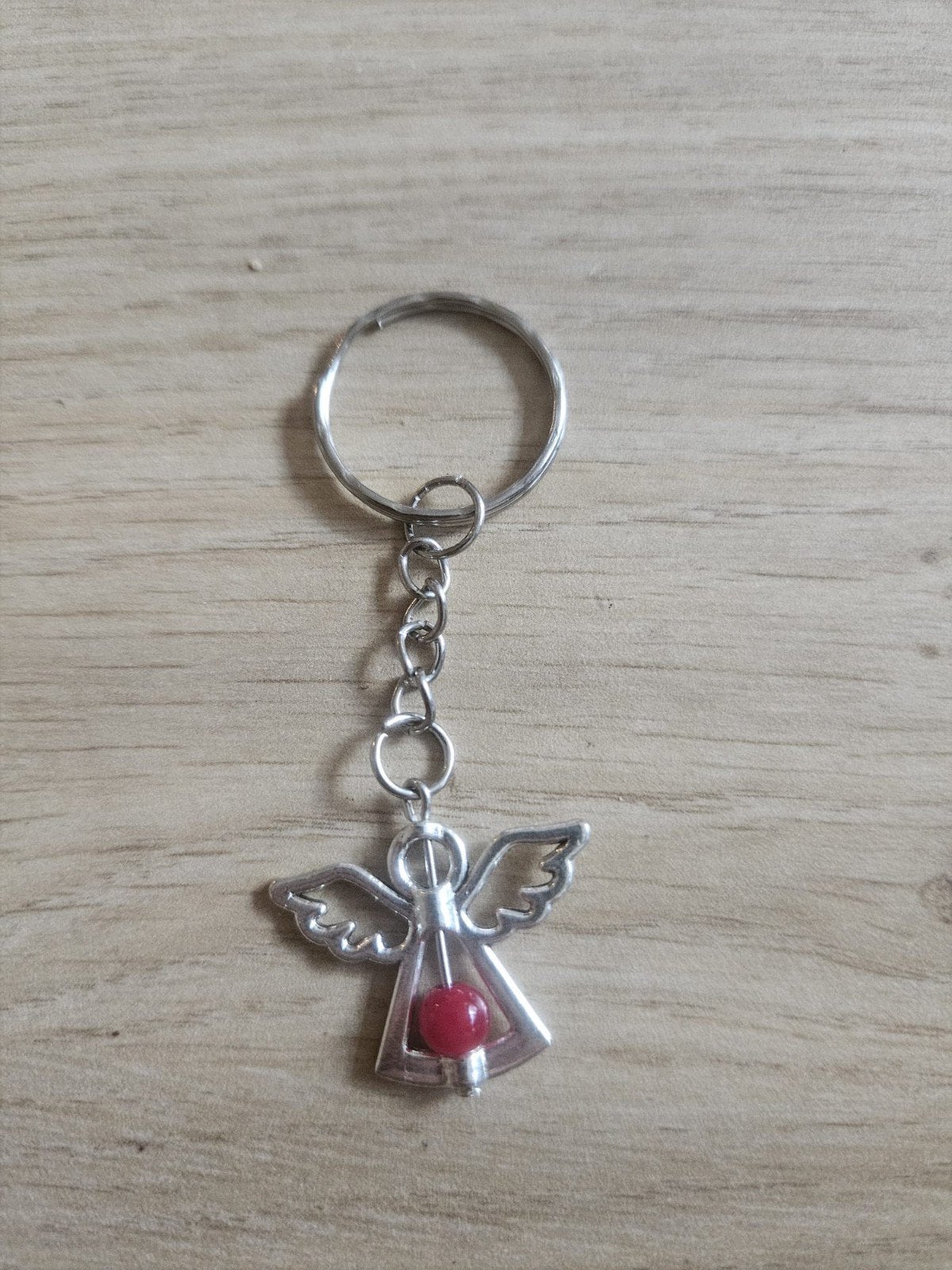 Sleutelhanger engel met rood kraaltje, Verzamelen, Ophalen of Verzenden, Nieuw, Overige typen