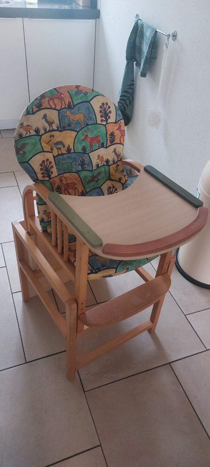 Storchenmühle meegroeistoel met eetblad, Kinderen en Baby's, Kinderstoelen, Ophalen, Gebruikt, Meegroeistoel, Gordel(s)