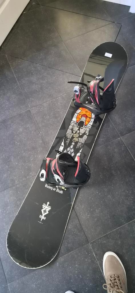 Nitro Victory of Death Snowboard met bindingen, Ophalen, Gebruikt, Board