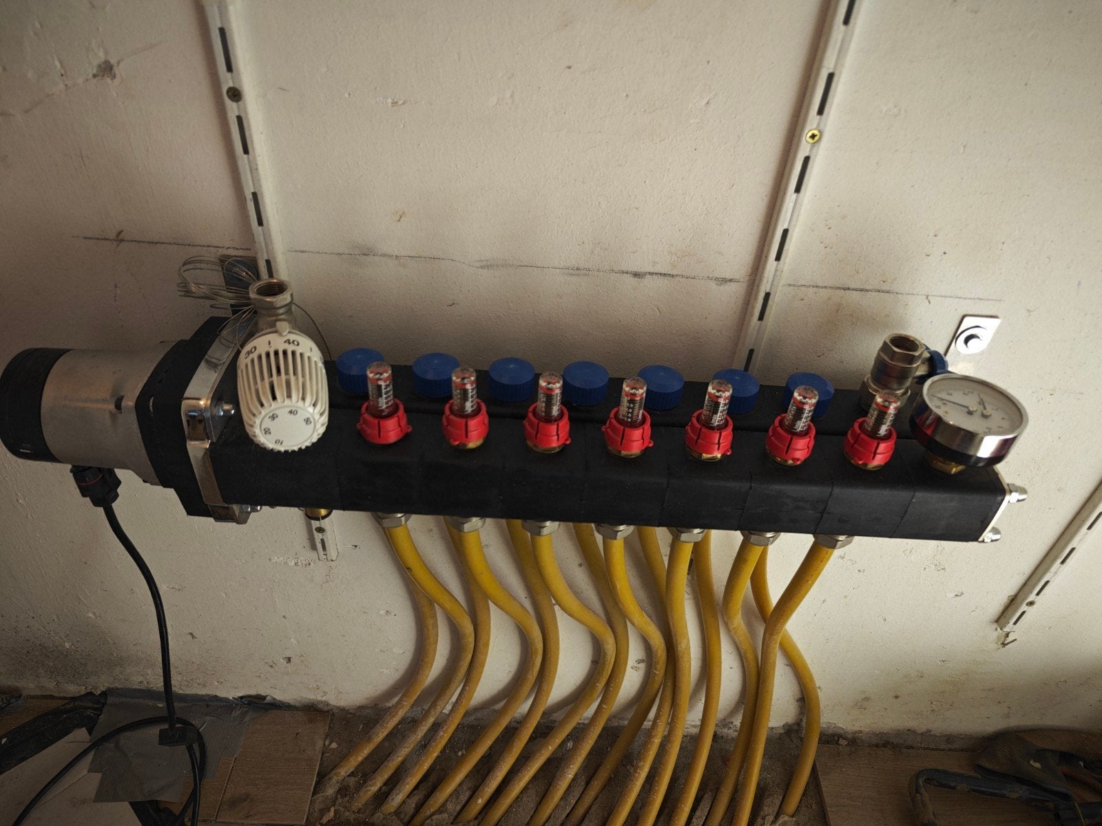 Vloerverwarming verdeler met Grundfos Alpha2 pomp, Ophalen, Gebruikt, Minder dan 30 cm, Overige typen