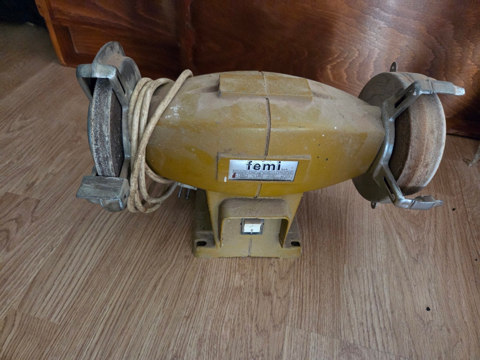 Femi Werkslijpmachine 270W - Gebruikt, Doe-het-zelf en Verbouw, Gereedschap | Slijpmachines, Ophalen of Verzenden, Gebruikt, Minder dan 700 watt