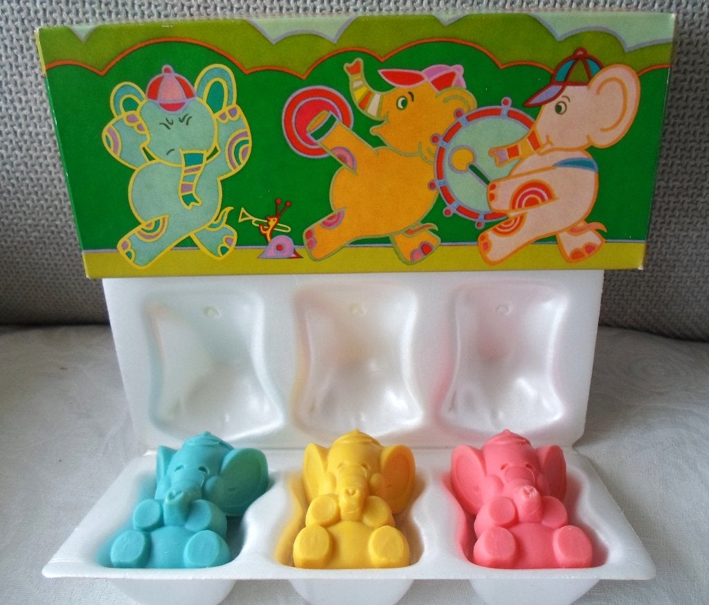 AVON 3 zeepjes in de vorm van olifantjes. In originele doos., Verzamelen, Ophalen of Verzenden, Nieuw, Overige typen