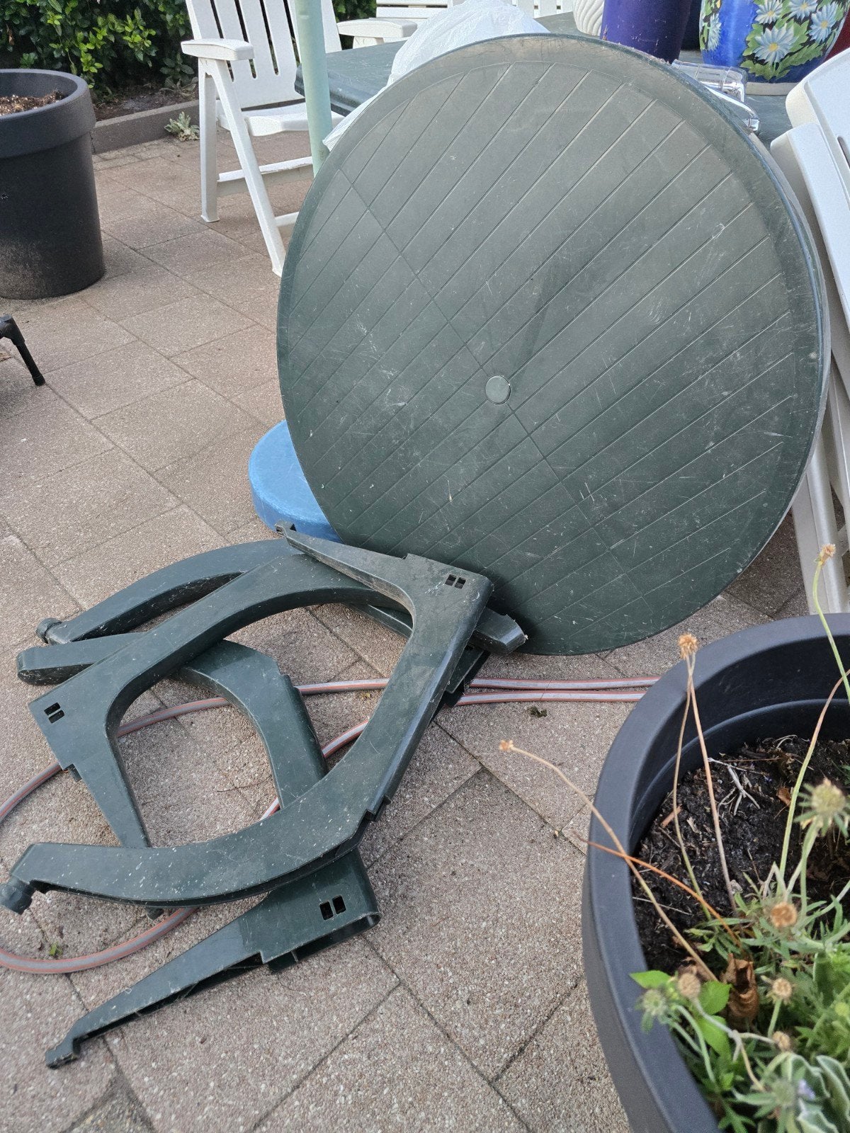 Ronde kunststof tuintafel - groen, Ophalen, Gebruikt, Rond, Kunststof