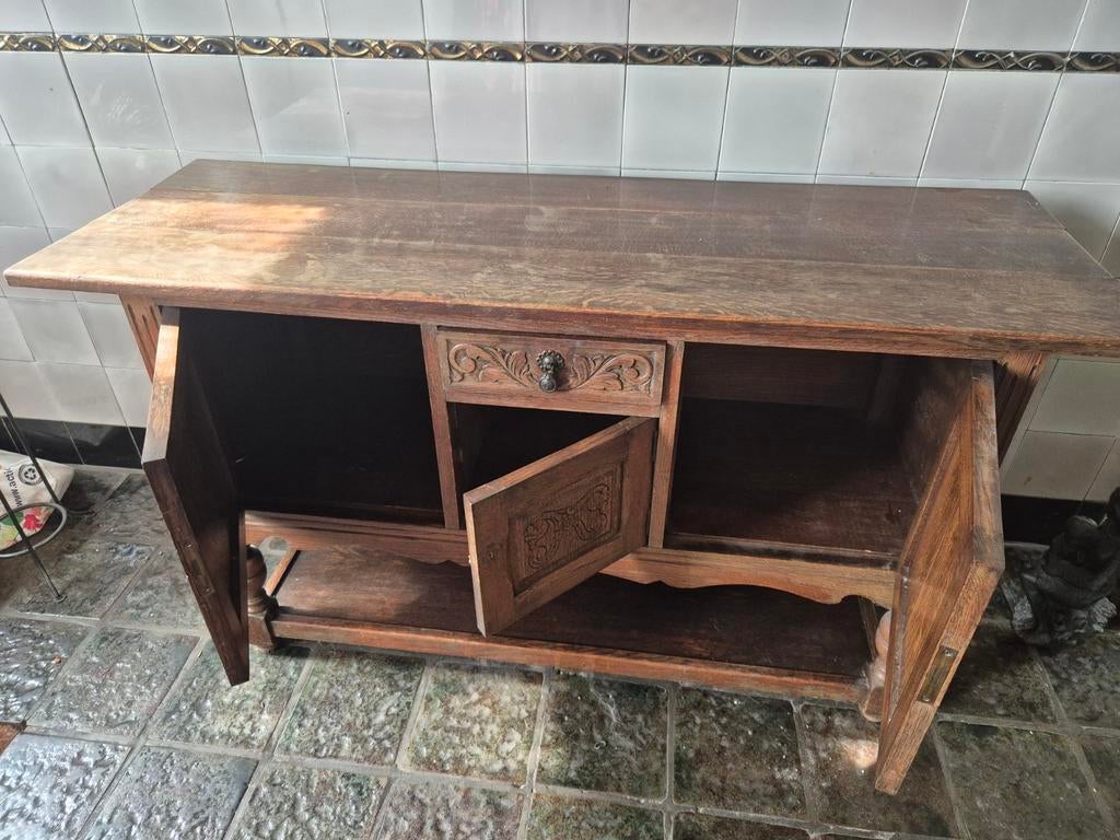 Antiek eiken dressoir met houtsnijwerk, Ophalen