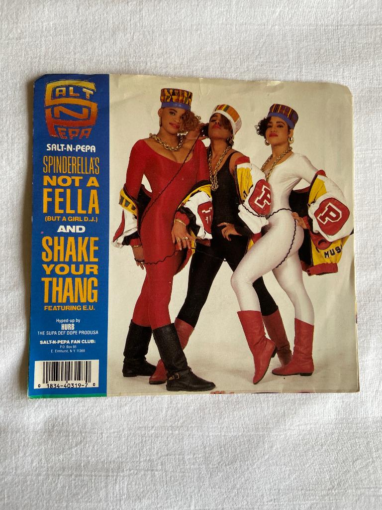 salt-n-pepa - shake your thang and Spinderella's not a fella, 7 inch, Single, Ophalen of Verzenden, Zo goed als nieuw