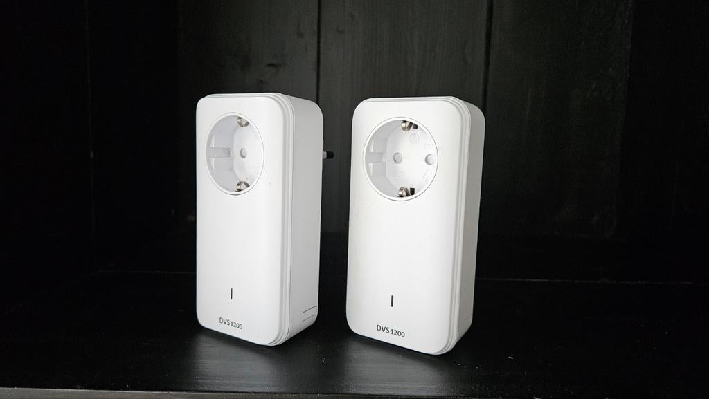 DVS-1200 Draadloze Verbindingsset Powerline Adapters, Ophalen of Verzenden, Zo goed als nieuw, Devolo