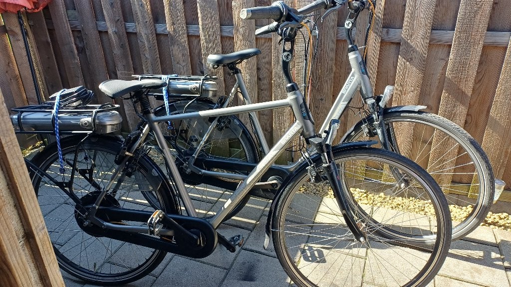 2 elecktrische fietsen Sparta R5e, Ophalen, Sparta, Zo goed als nieuw, 59 cm of meer