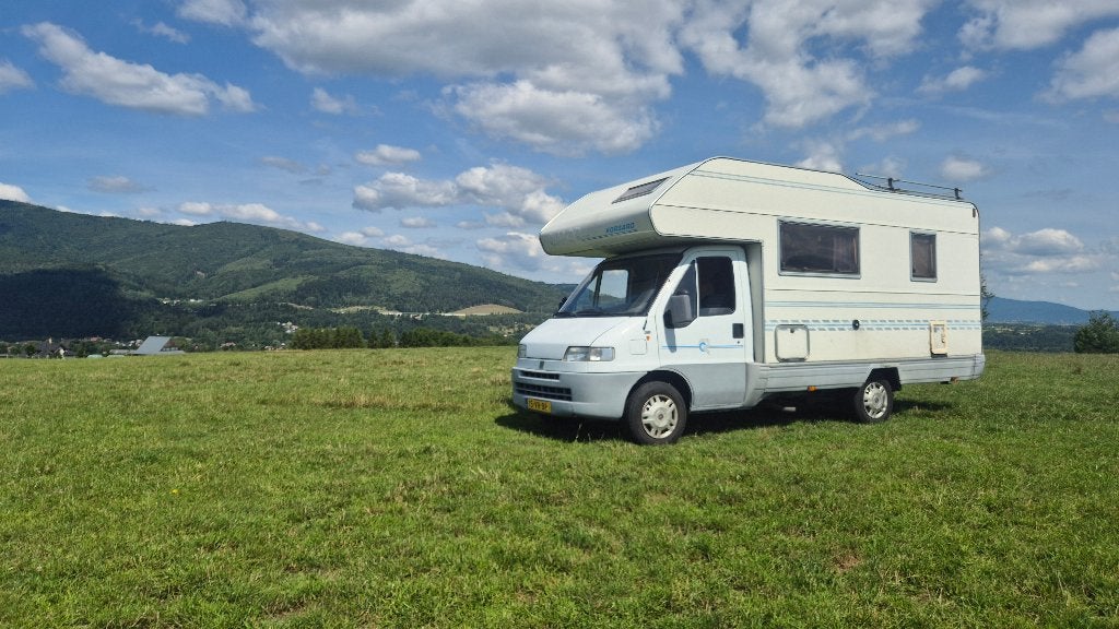Fiat Ducato Mogelijke ruil voor een dakkapel met installatie, Caravans en Kamperen, Campers, Buscamper of Camperbus, Fiat, Afzuigkap