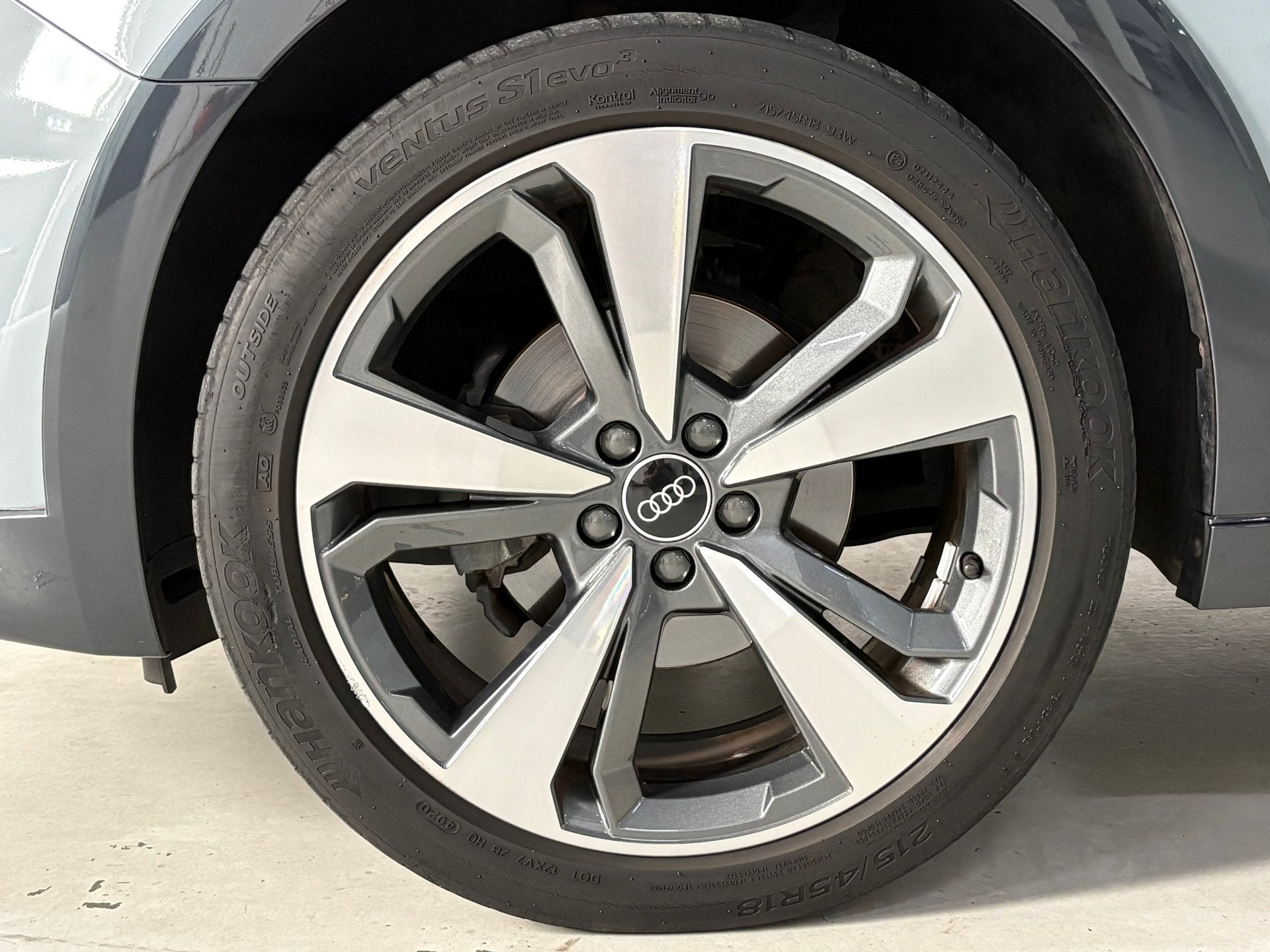 Audi A1 citycarver 30 TFSI epic S-Line Automaat, Applecarpla, Leder en Stof, 49 €/maand, Bedrijf, 3 cilinders