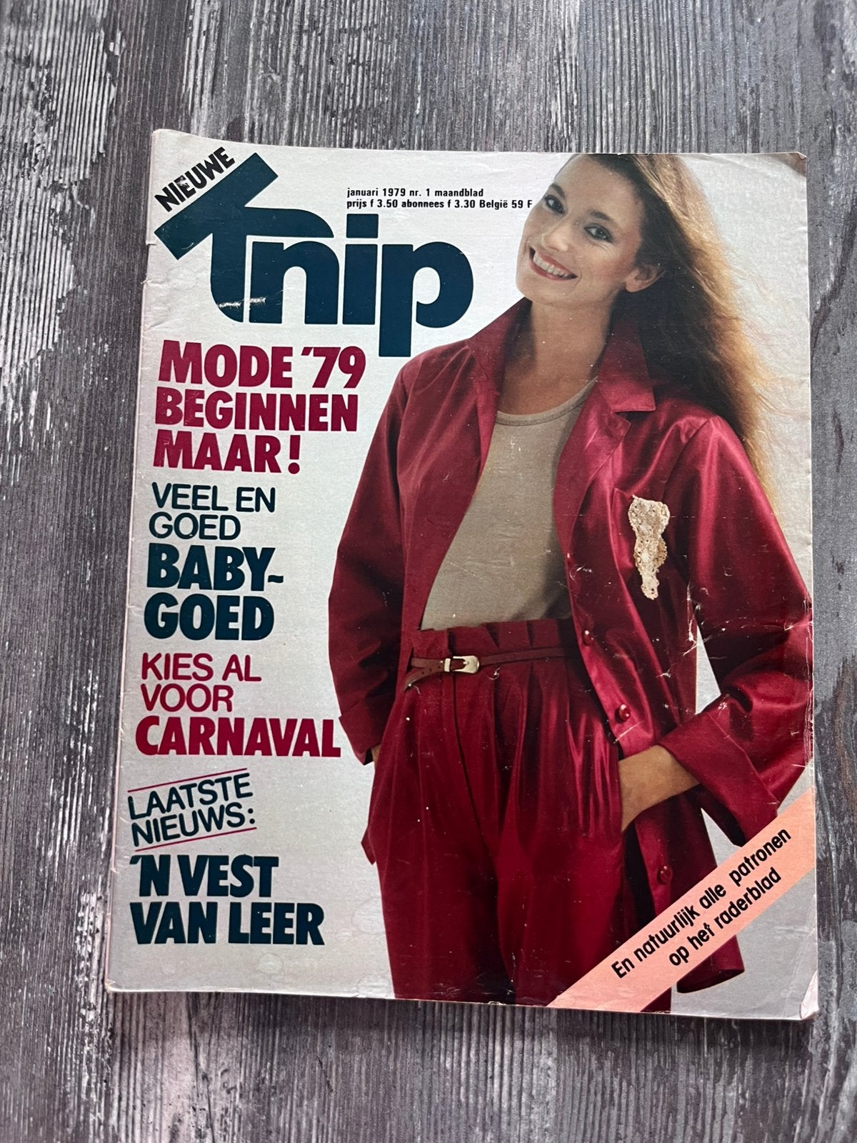 Knipmode januari 1979, Ophalen of Verzenden, Zo goed als nieuw, Vrouw, Knipmode