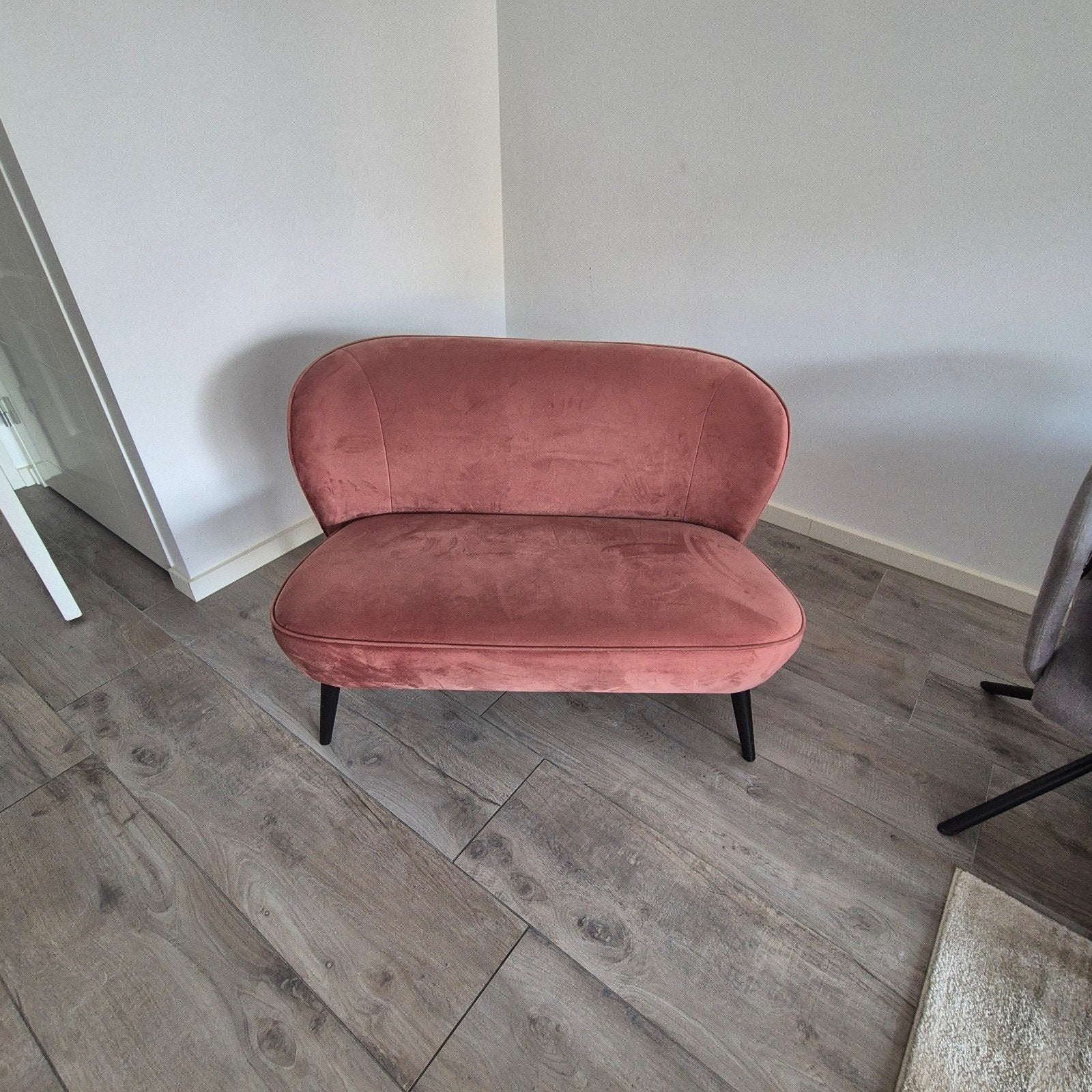 Roze fluwelen tweepersoonsbankje, Ophalen, 150 tot 200 cm, Tweepersoons, 75 tot 100 cm