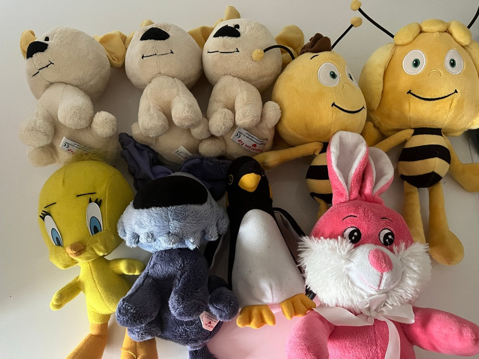 Diverse knuffels: Woezel, Pip, Tweety, Maja, Willy, pinguïn,, Gebruikt, Geel, Overige karakters, Hond