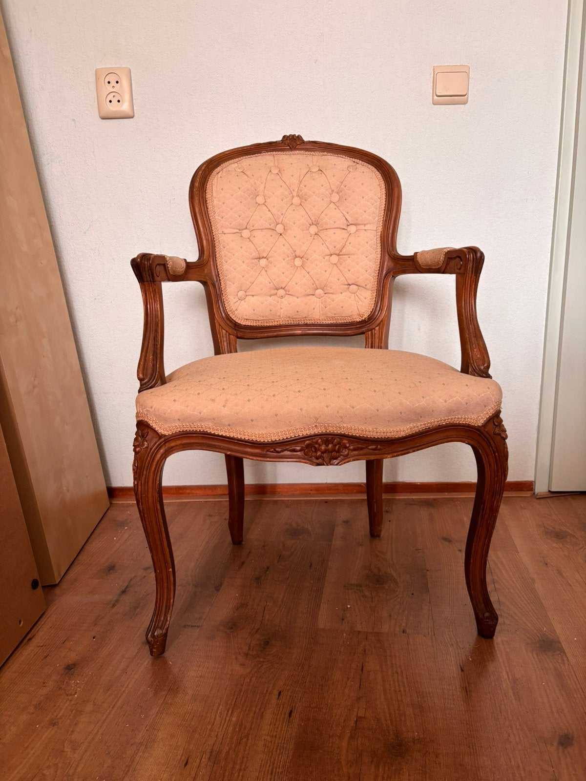Antieke fauteuil in Lodewijk XVI-stijl > ophalen wormerveer, Ophalen of Verzenden