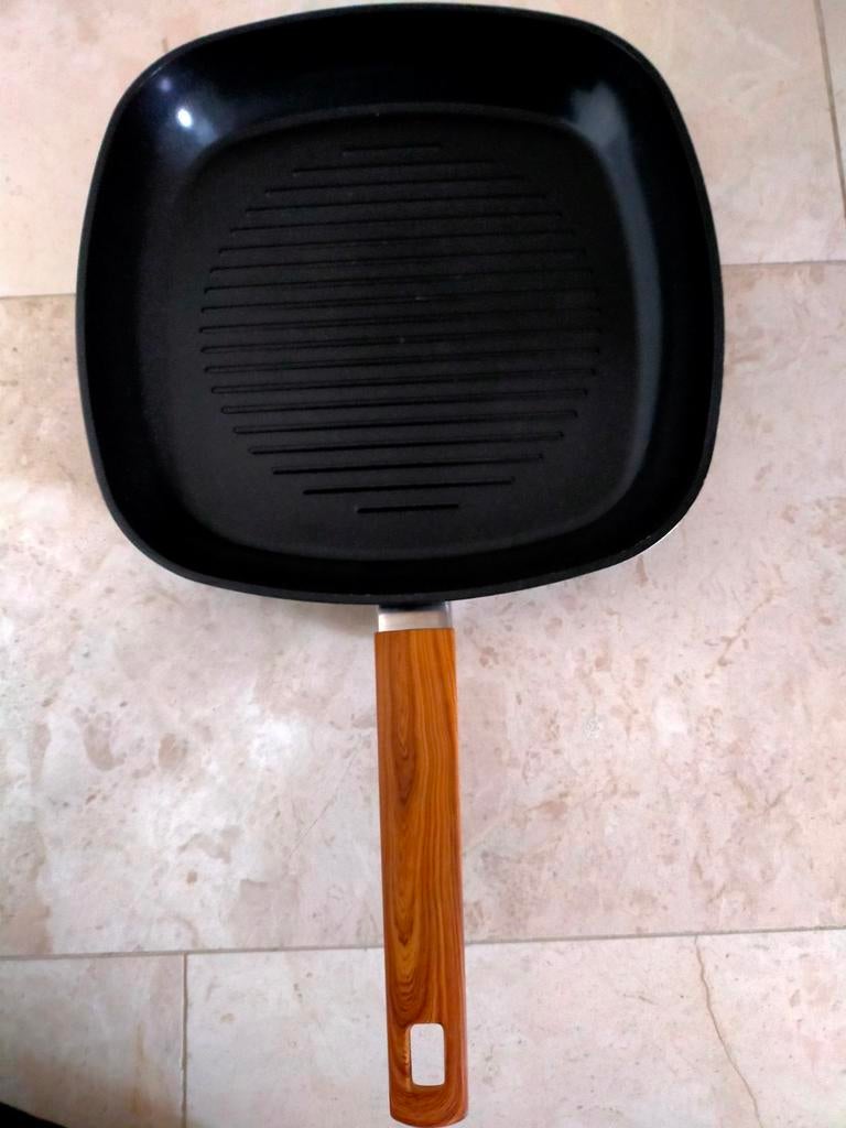 Gero Grillpan 28 x 28 cm. Alumunium Inductie PFAS vrij, Ophalen of Verzenden, Zo goed als nieuw, Overige materialen, Koekenpan of Braadpan