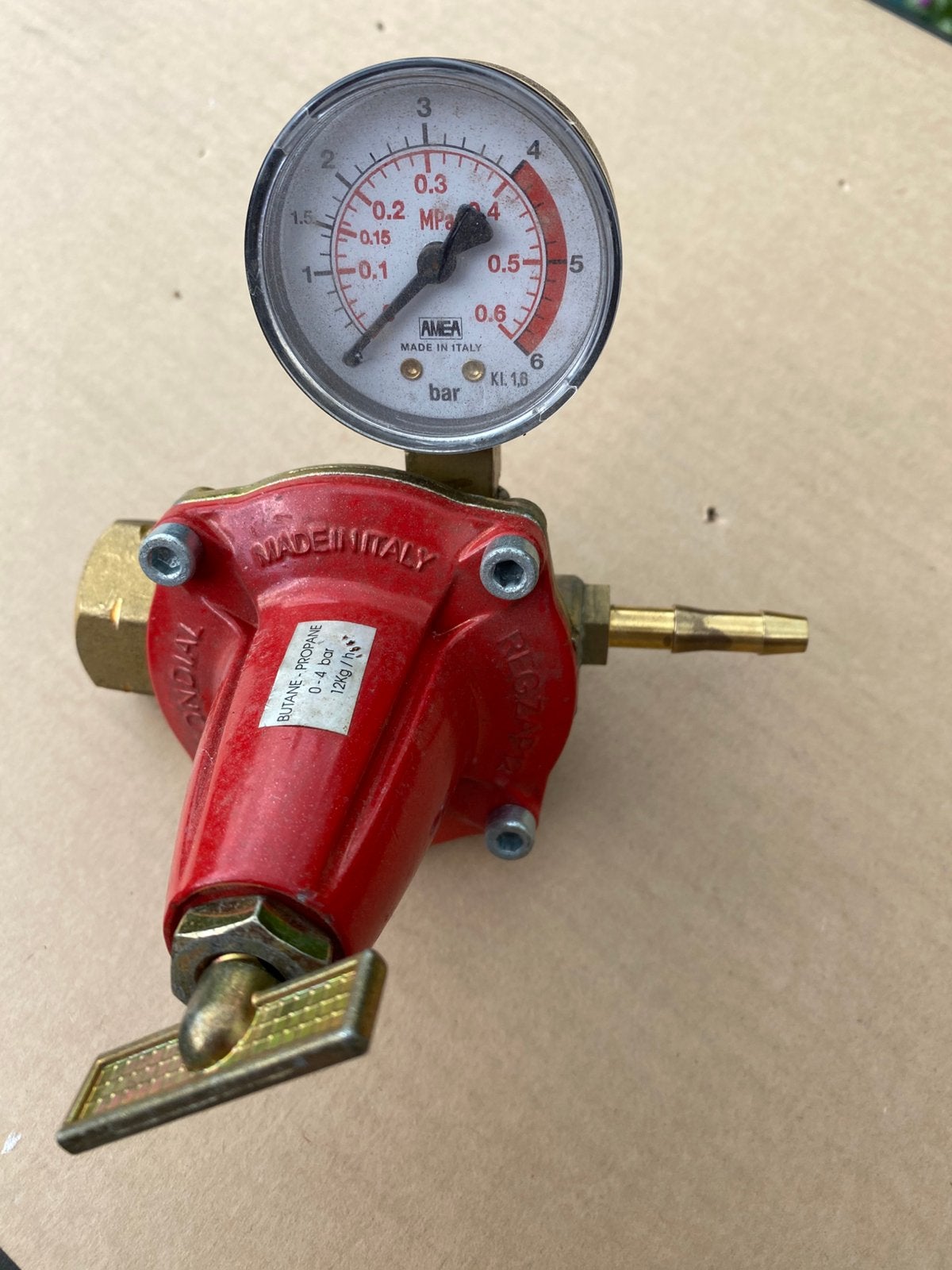 Gasdruk regelaar met instelbare van 0.5/4 bar met manometer, Ophalen of Verzenden, Zo goed als nieuw