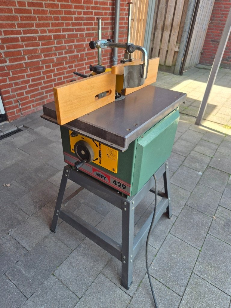 Kity 429 stationaire freesmachine 220V incl. freeskop, Ophalen, Zo goed als nieuw, Elektrisch, Kity