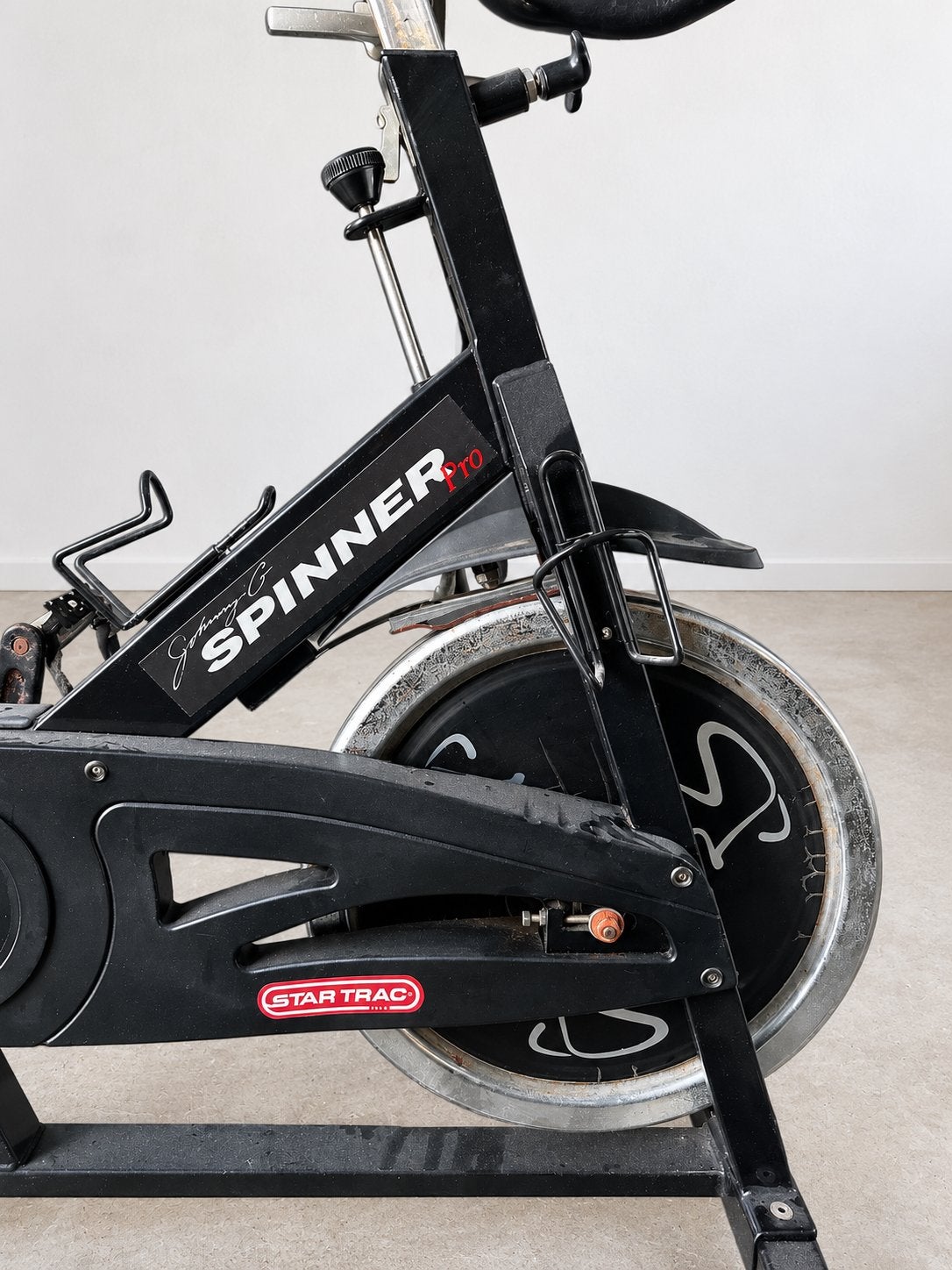 Star Trac Johnny G Spinner Pro– Professionele Spinningfiets⁠, Ophalen, Zo goed als nieuw, Spinningfiets