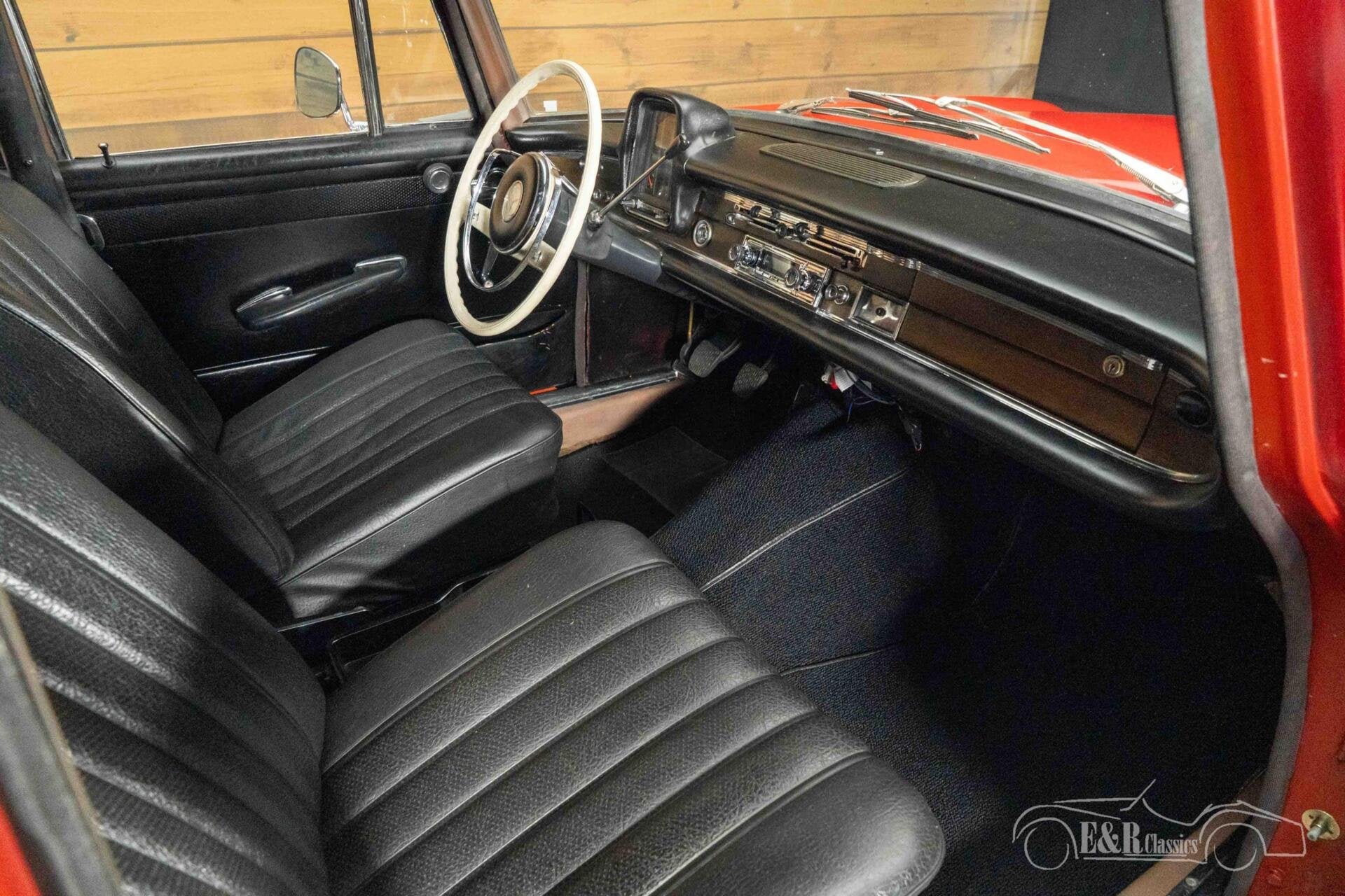 Mercedes 230 S Sedan | 1965, foto 10