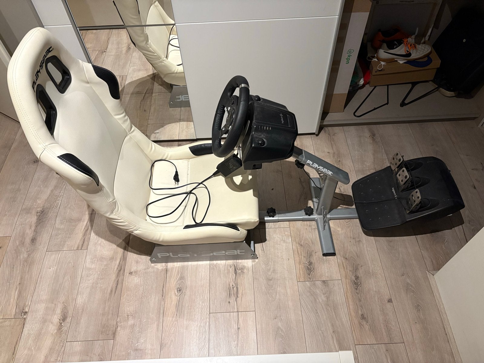 Playseat Evolution + Logitech G920 racestuur & pedalen, Spelcomputers en Games, Spelcomputers | Xbox | Accessoires, Ophalen, Gebruikt