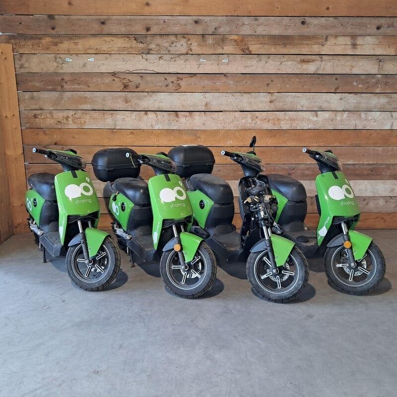 4x Elektrische scooter, Super Soco, CUx, Automaat, Overige carrosserieën, Overige brandstoffen, Bedrijf