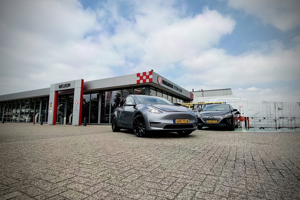 Tesla Model Y Performance AWD 75kWh Long Range | TREKHAAK |, Auto's, Tesla, Automaat, 12 maanden, Gebruikt, 1972 kg