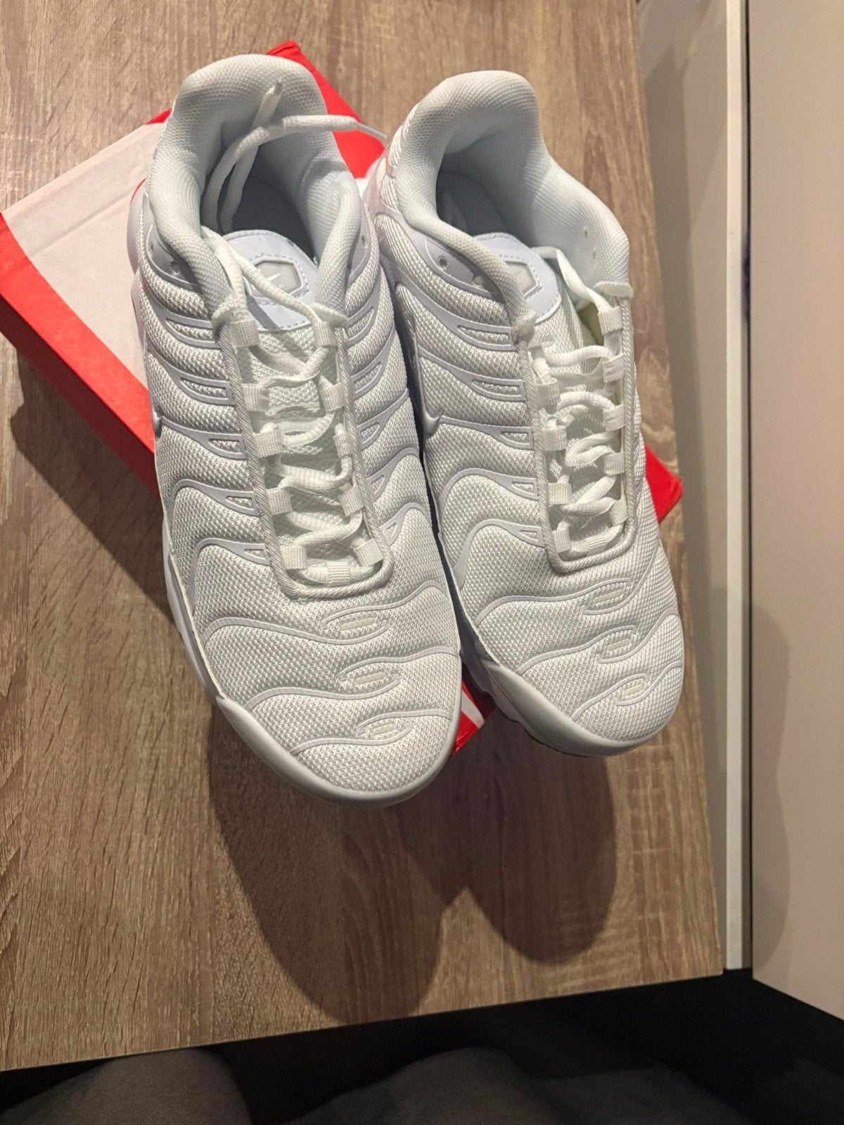 Nike Air Max Plus TN - Nieuw in doos, Wit, Nike, Nieuw, Ophalen of Verzenden