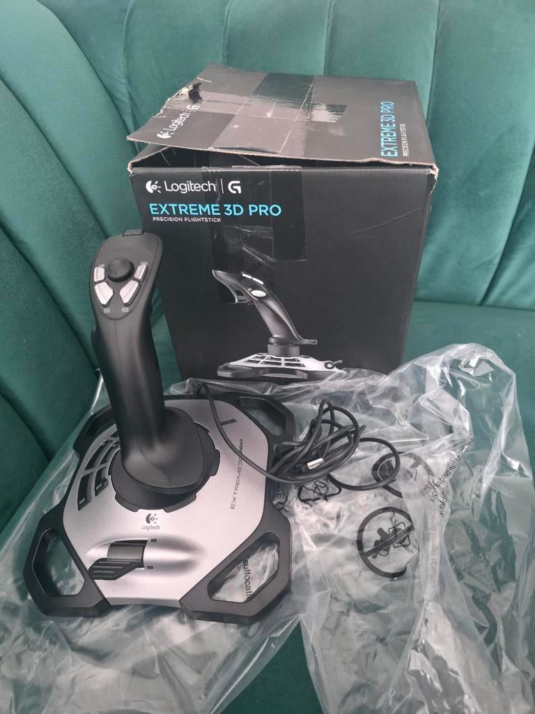 Logitech Extreme 3D Pro Joystick - Nieuwstaat, Computers en Software, Joysticks, Zo goed als nieuw, Ophalen