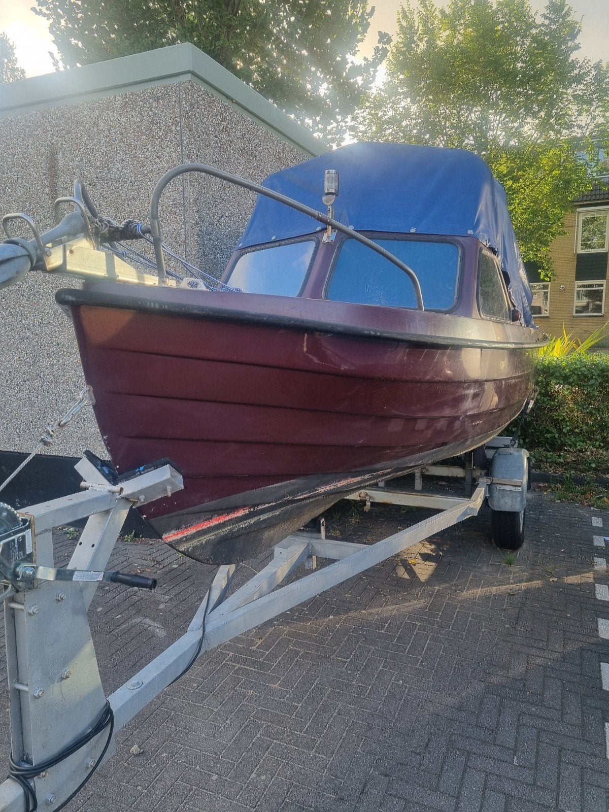 Kajuitboot met trailer - Ideaal voor dagtochten, Kajuitboot, Ophalen, Gebruikt, Afdekzeil