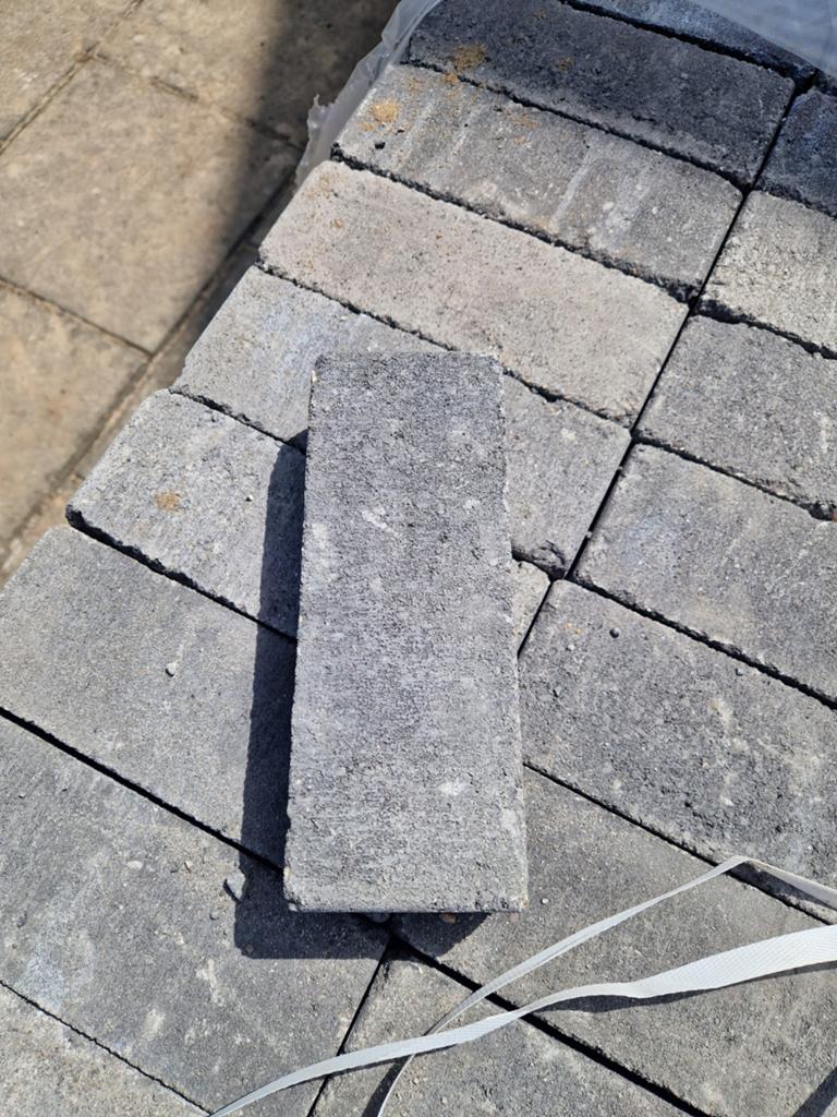 Waaltjes Gothic, Tuin en Terras, Tegels en Klinkers, Ophalen, Klinkers, Nieuw, 5 tot 10 m²
