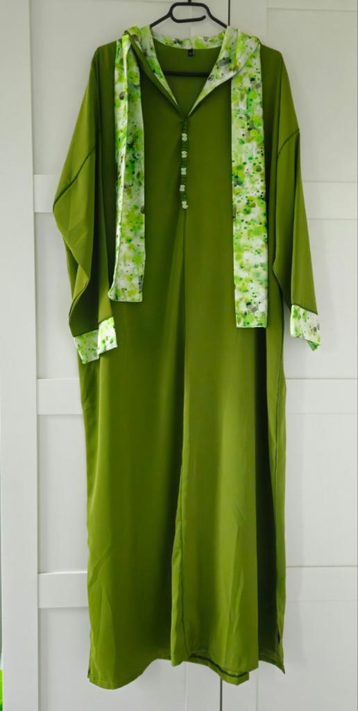 Opruiming: Nieuwe stijlvolle Jelleba met bijpassende sjaal, Kleding | Dames, Gelegenheidskleding, Ophalen of Verzenden, Nieuw