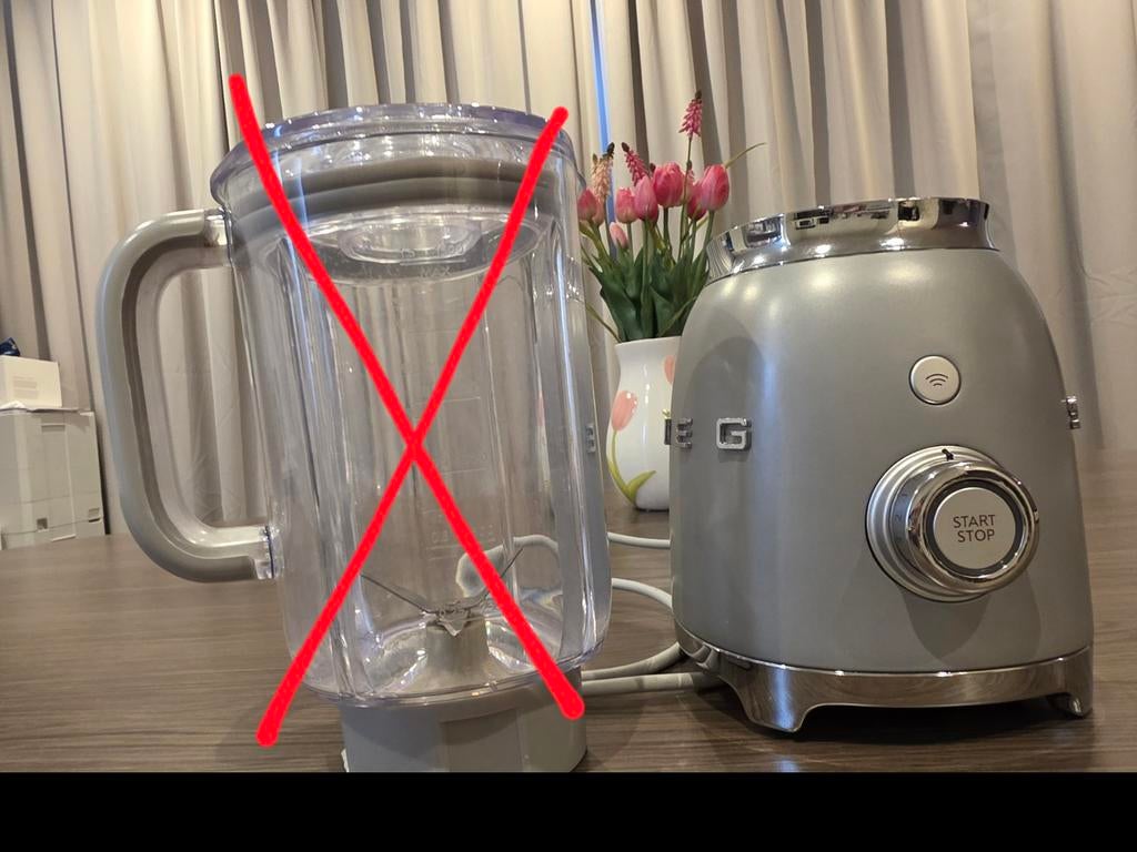 Smeg Blender - grijs (alleen onderkant), Witgoed en Apparatuur, Blenders, Ophalen of Verzenden, Zo goed als nieuw, Blender