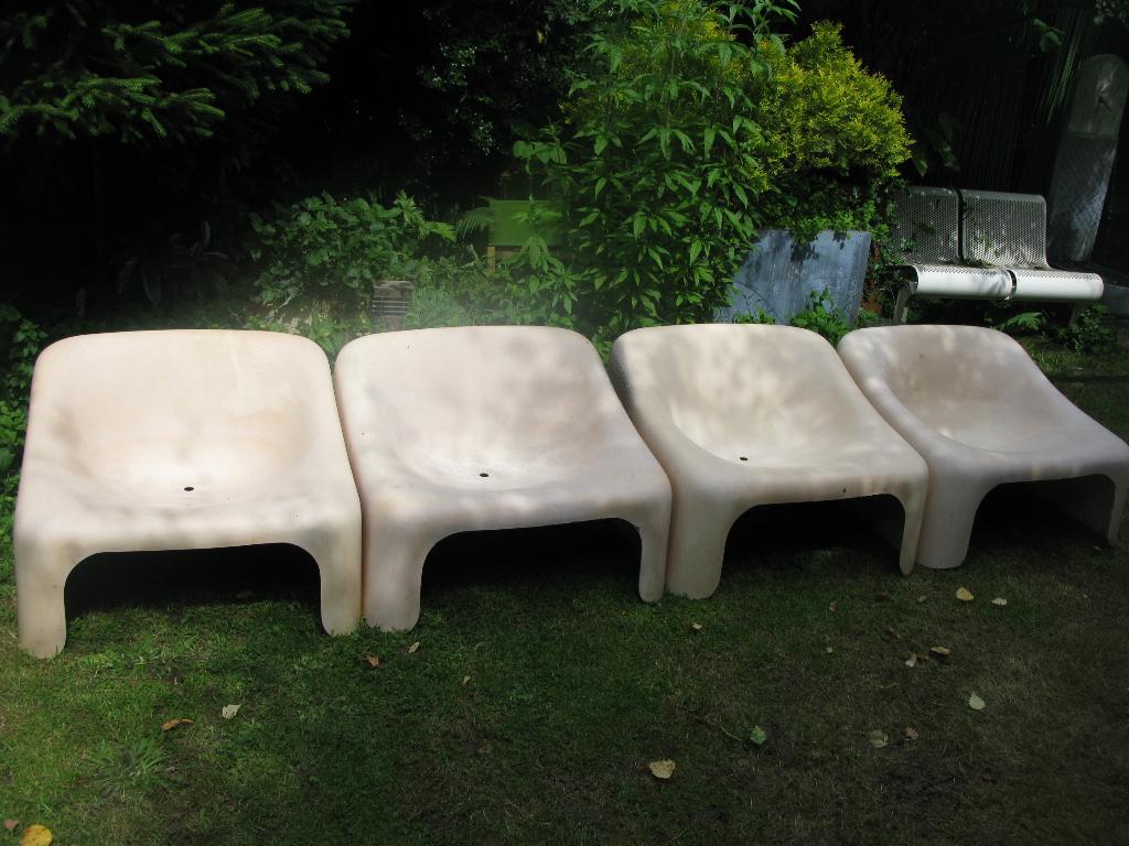 4 ARTIFORT FAUTEUILS FIBERGLAS PROTOTYPES F 305 ZELDZAAM, Ophalen