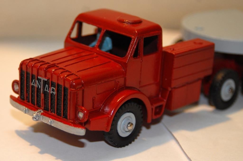 dinky toys, Verzenden, Gebruikt, Bus of Vrachtwagen, Dinky Toys
