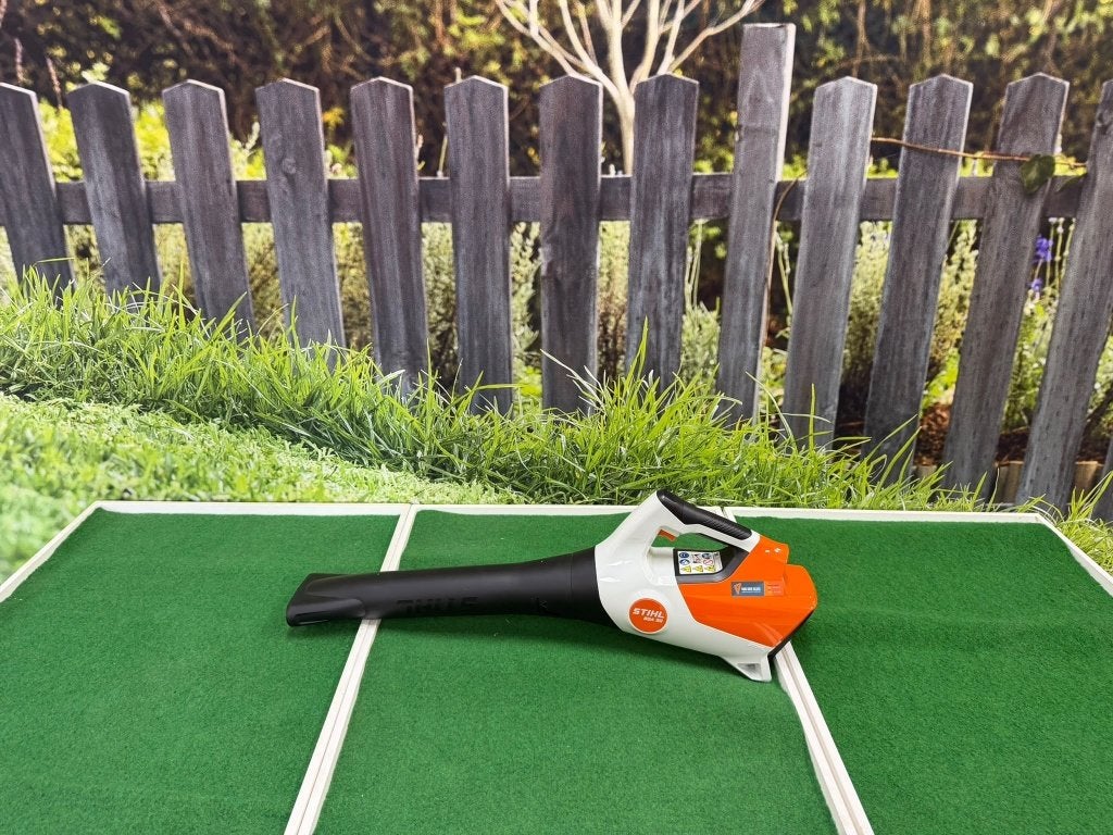 Stihl BGA 30.0 Bladblazer (zonder accu en lader), Ophalen, Stihl, Zo goed als nieuw, Accu