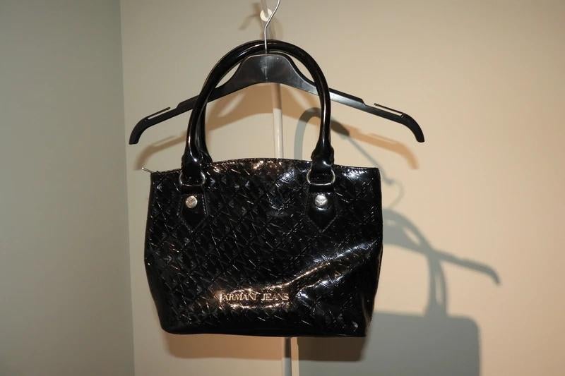 Armani kunststof lak tas monogram merk print zwart