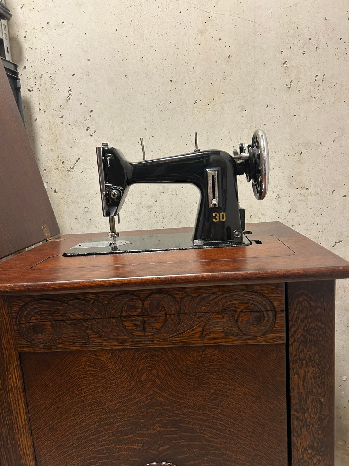 Vintage Pfaff Naaimachine met Meubel - Model 30, Antiek en Kunst, Antiek | Naaimachines, Ophalen