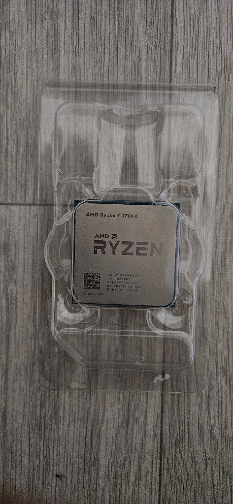 AMD Ryzen 2700x, Computers en Software, Zo goed als nieuw, AMD Ryzen 7, Socket AM4, 3 tot 4 Ghz
